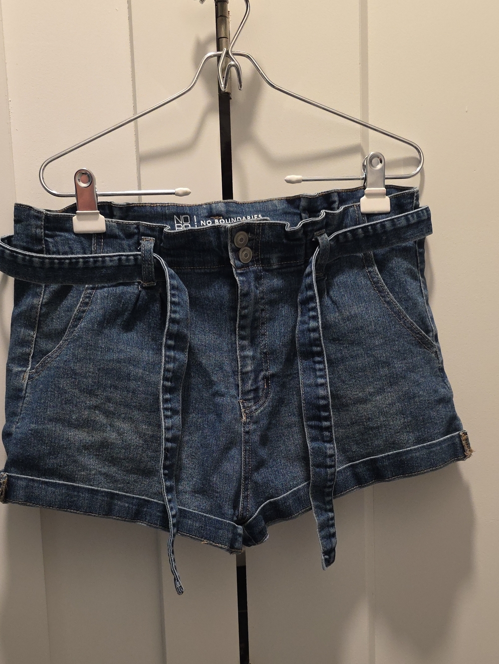 No Boundaries Women's Dark Blue Denim Paperbag Waist Shorts with Self-Tie Belt